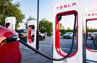 Tesla Supercharger Nedir